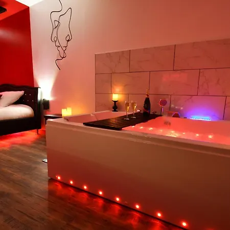 Apartment L'arena - Room, Jacuzzi