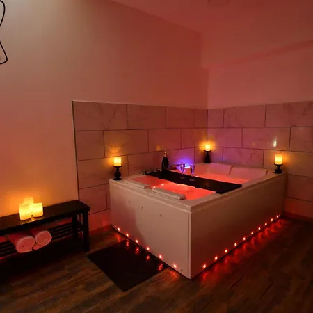 L'arena - Room, Jacuzzi Apartment La Seyne-sur-Mer